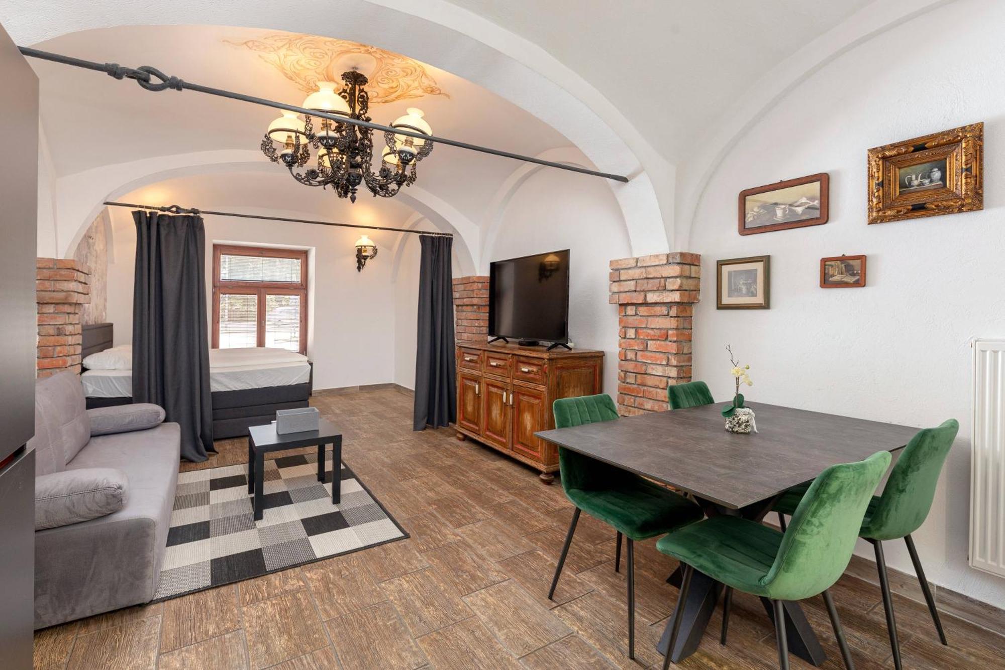Aroma Apartments Любляна Экстерьер фото