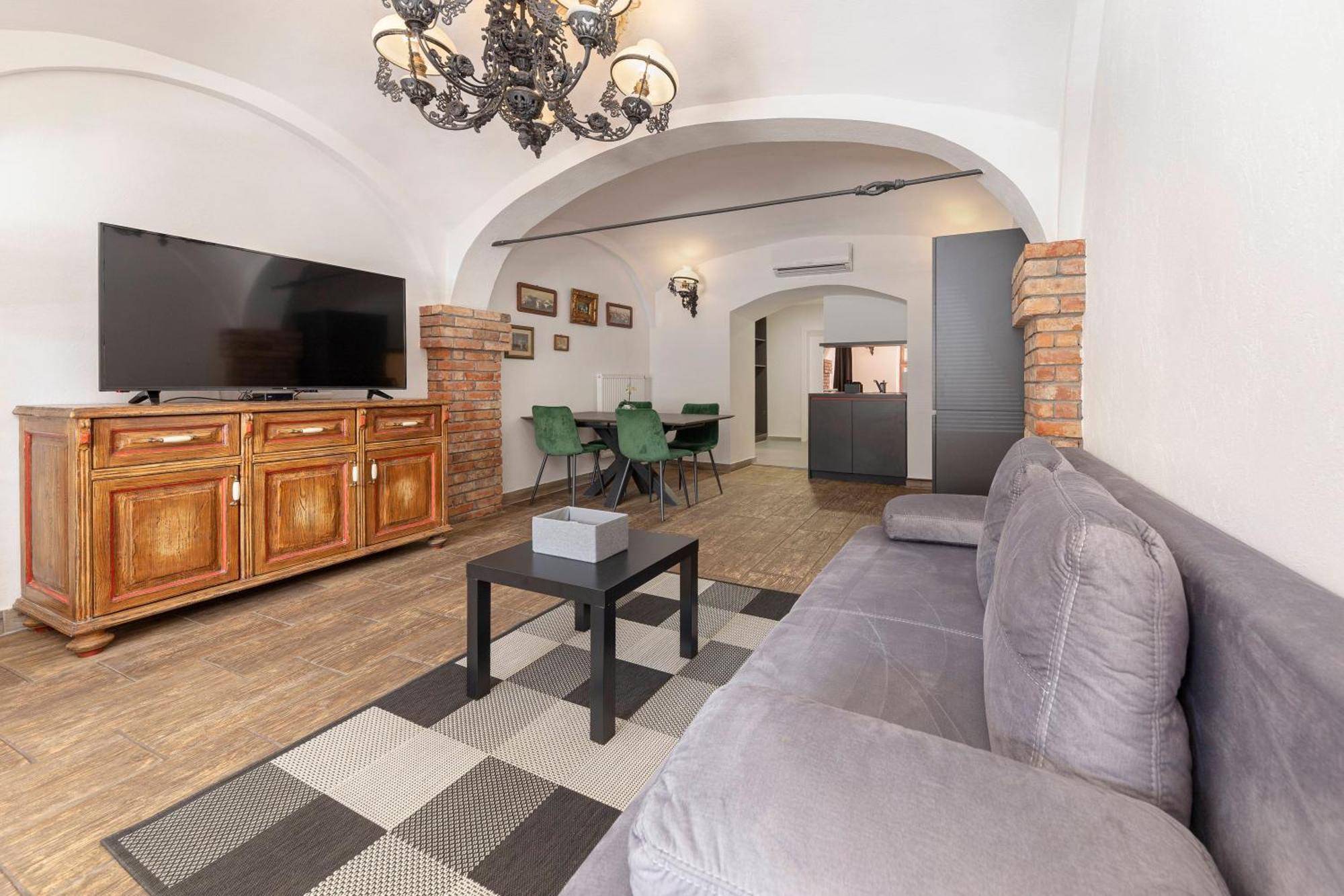 Aroma Apartments Любляна Экстерьер фото